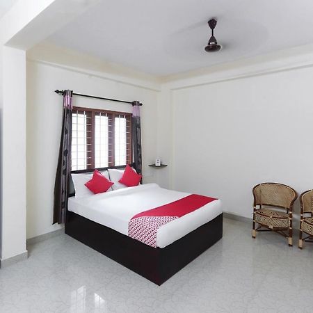Oyo 49244 Green Castle Residency Hotel Nedumkandam Kültér fotó