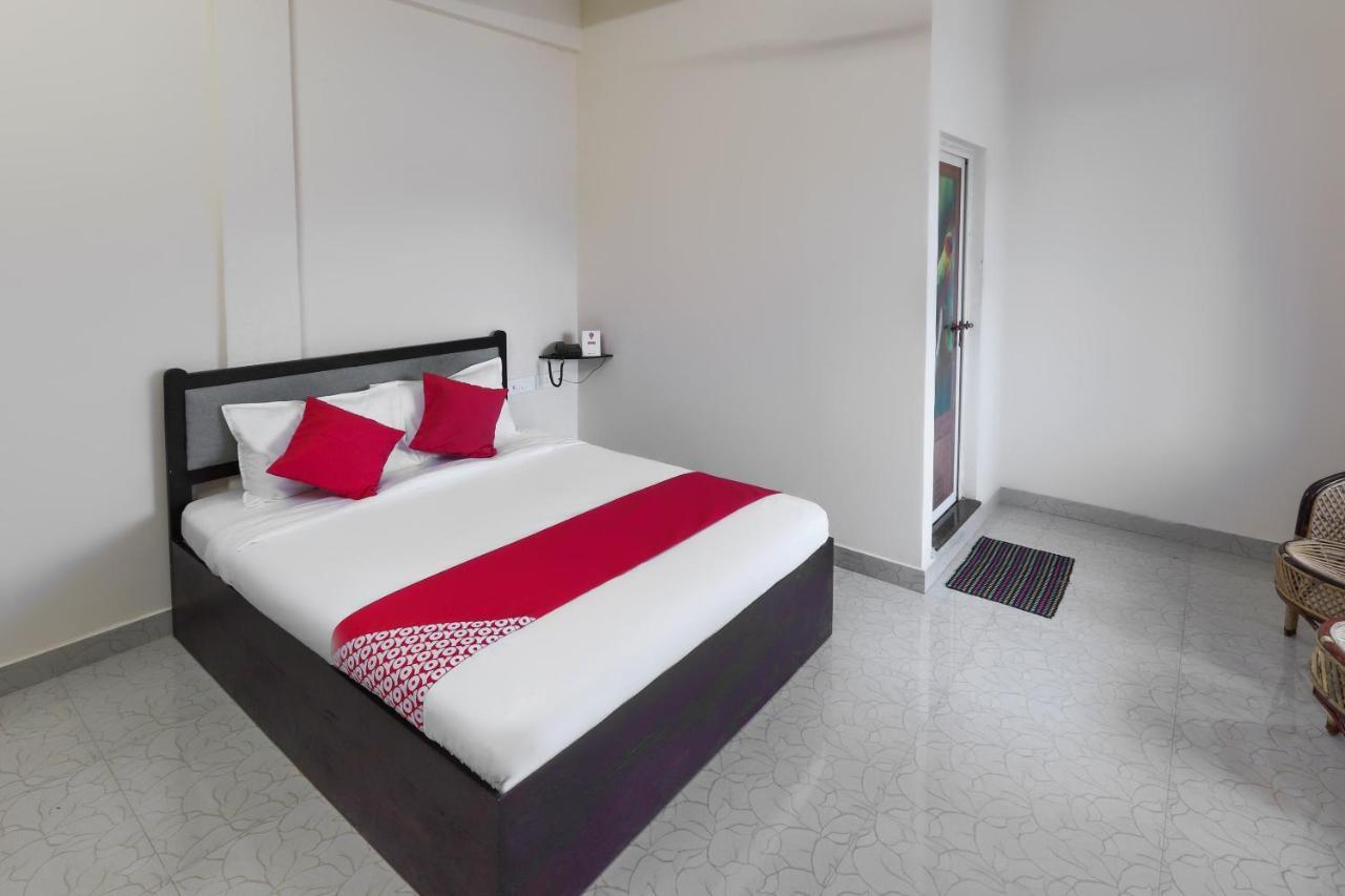 Oyo 49244 Green Castle Residency Hotel Nedumkandam Kültér fotó